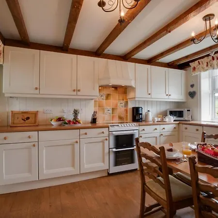 Middlehead 度假居